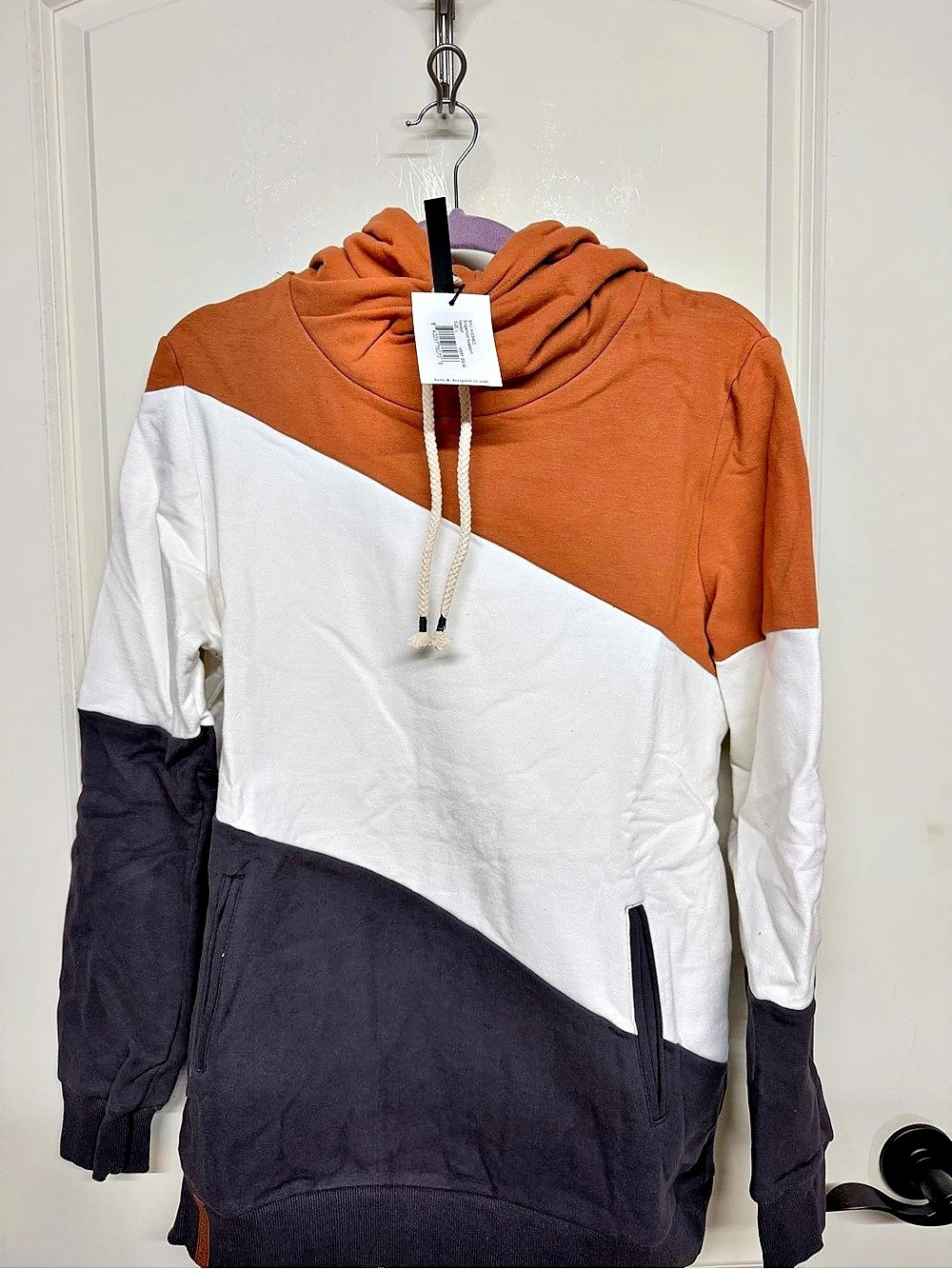 Ampersand Avenue Color Block Hoodie Size Medium NWT